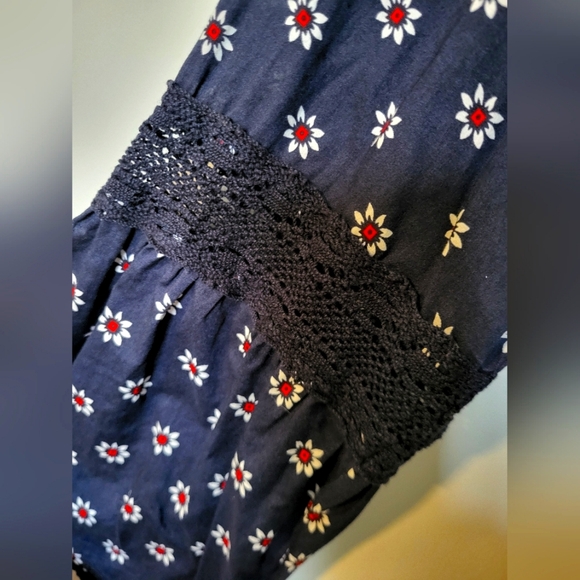 4 for $30 🌈 Tommy Hilfiger tie neck lace insert 3/4 sleeve flower top size XL - Picture 4 of 9